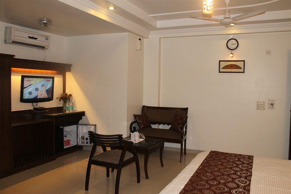 ניו דלהי Hotel Shipra International מראה חיצוני תמונה