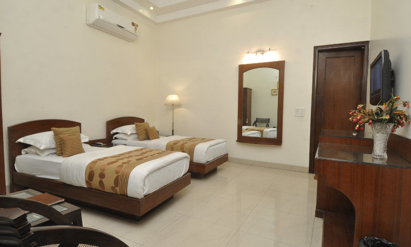 ניו דלהי Hotel Shipra International מראה חיצוני תמונה