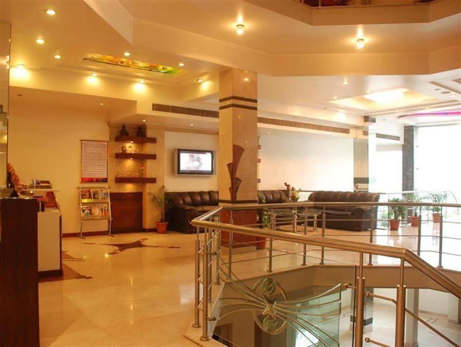 ניו דלהי Hotel Shipra International מראה חיצוני תמונה