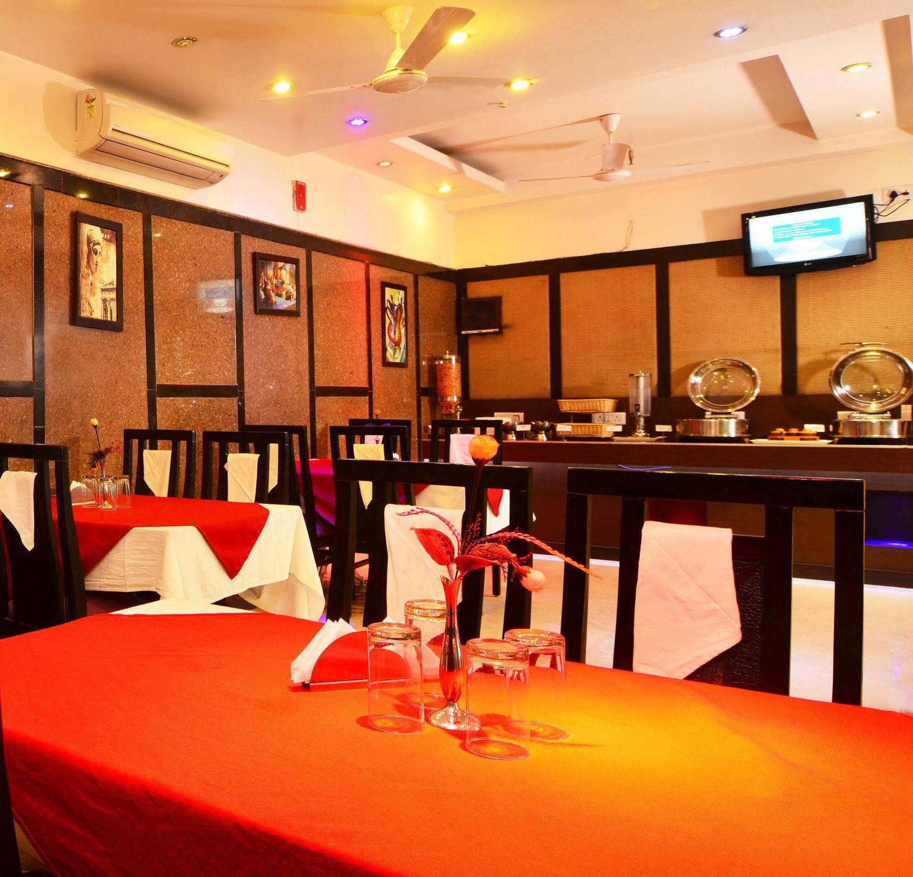 ניו דלהי Hotel Shipra International מראה חיצוני תמונה